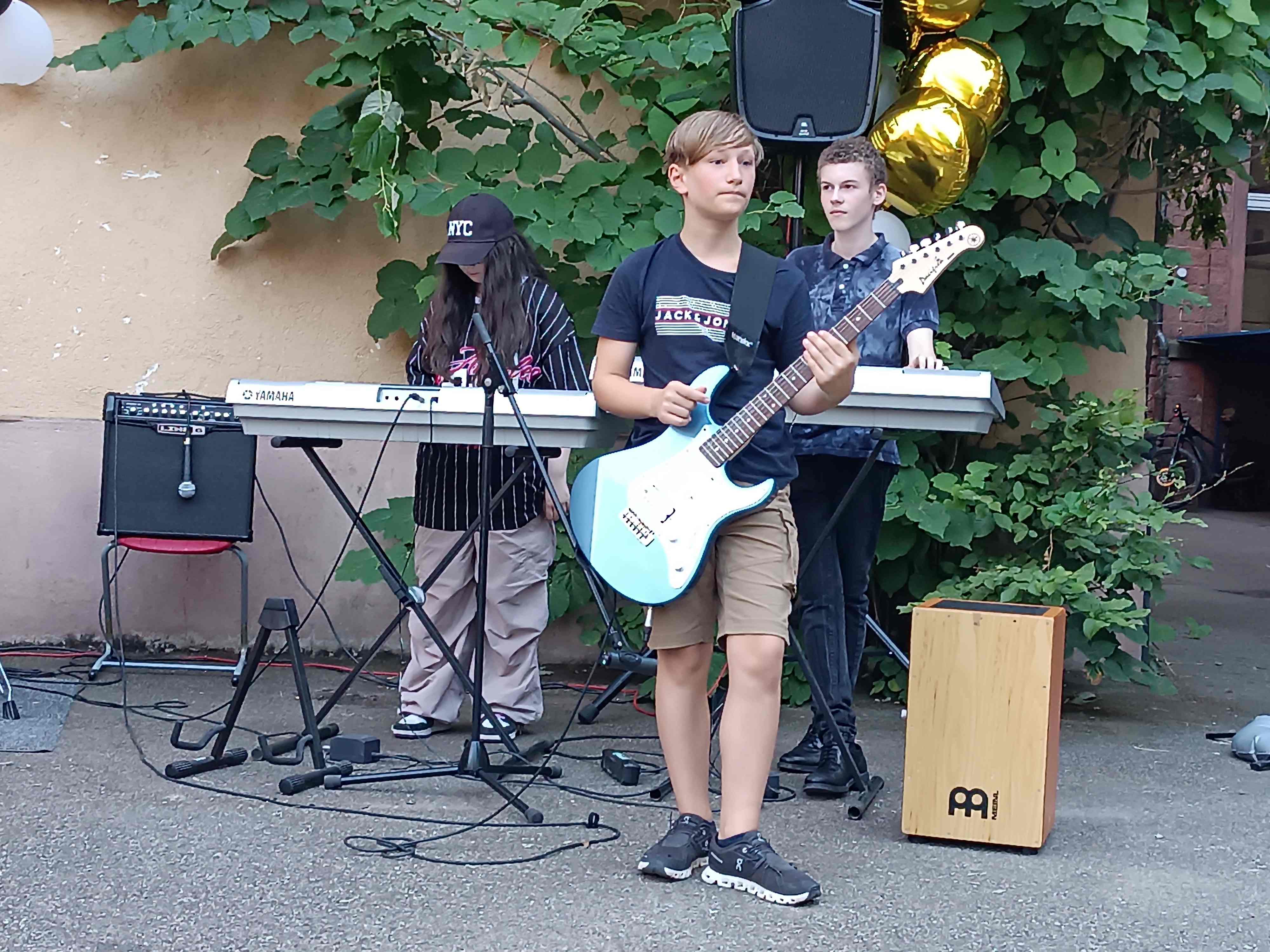 Band_Leon.jpg