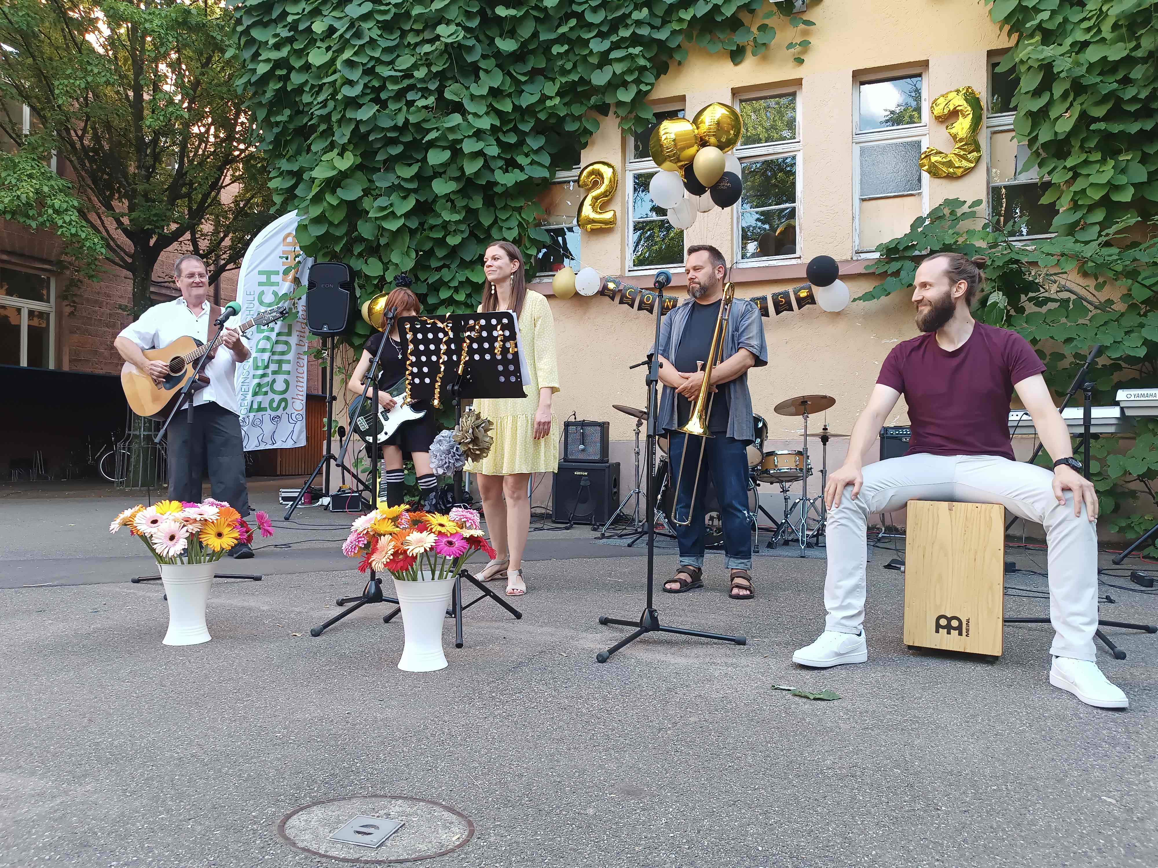 Lehrerband.jpg